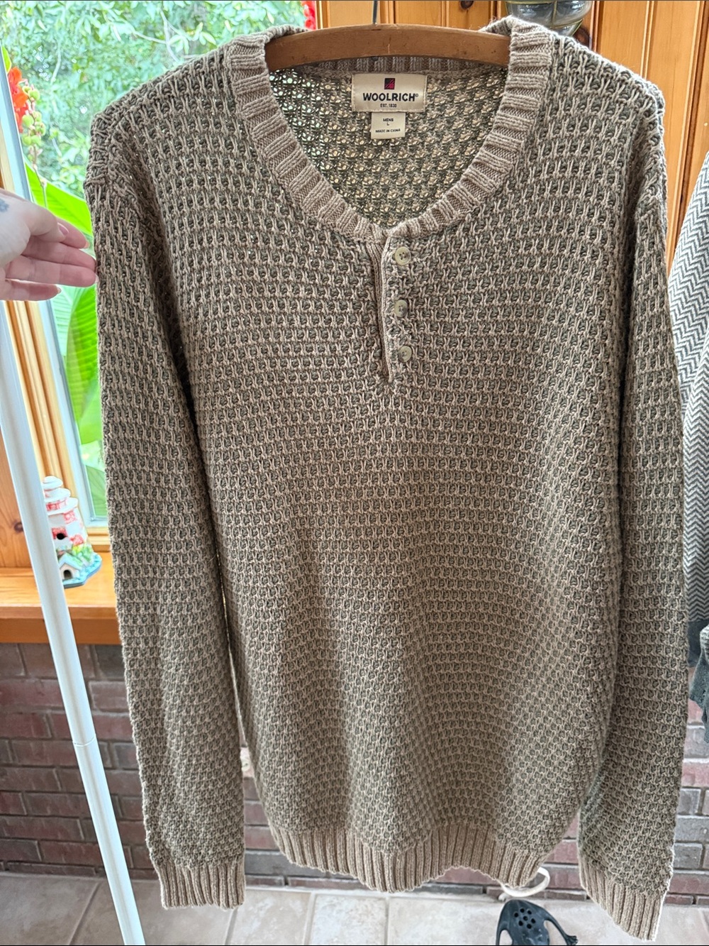 Woolrich Men’s Taupe 100% cotton+ramie Knit Henley Sweater